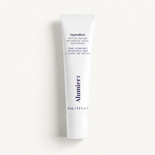 AlumierMD rich product photo on Minte ivory background